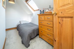 LOFT ROOM 2- click for photo gallery
